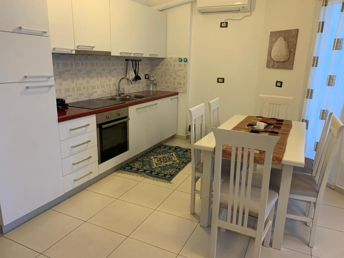 Gregor Apartments Саранда Екстер'єр фото